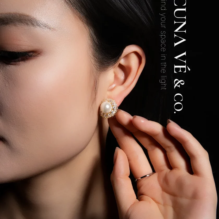 Moonlight & Stardust: Vintage Halo Design with 18K Gold-Plated Copper, Cubic Zirconia & S925 Posts | Lacuna Ve - Image 4