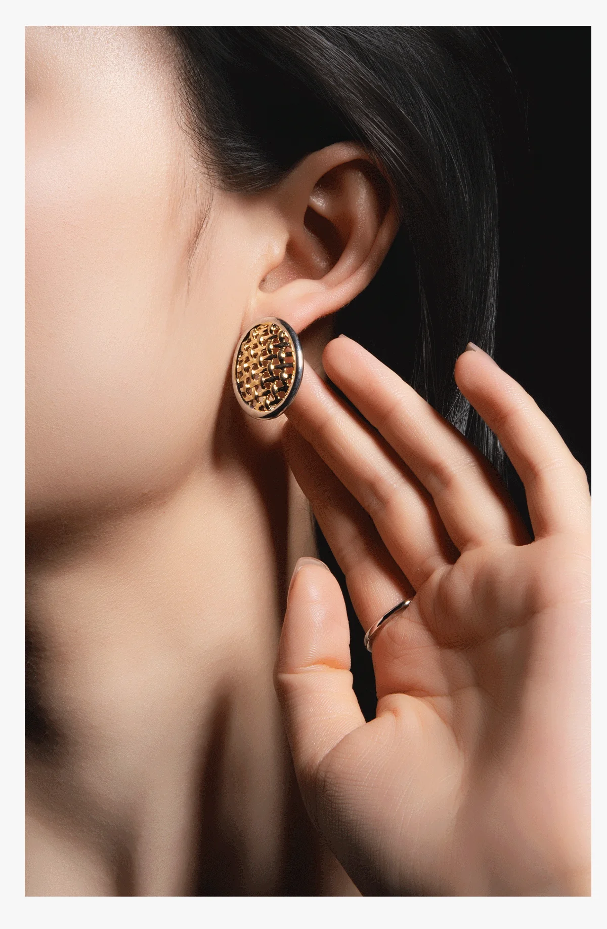 Minimalist Geometric Jewelry Collection by Lacuna Vé & Co.